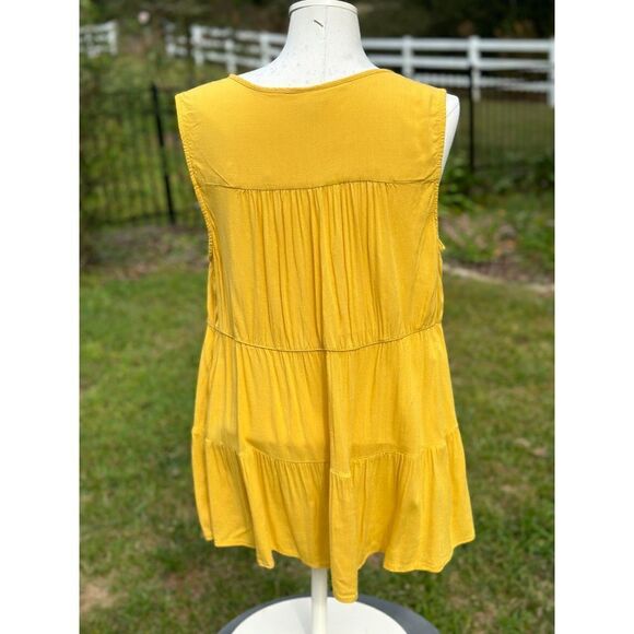 Torrid Women's Rayon Slub Button-Front Yellow Tiered Tank Sz 1 - Picture 6 of 11